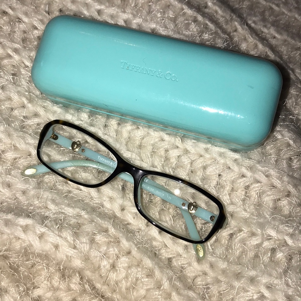 Pre-Loved Tortoise shell Tiffany & Co. glasses.